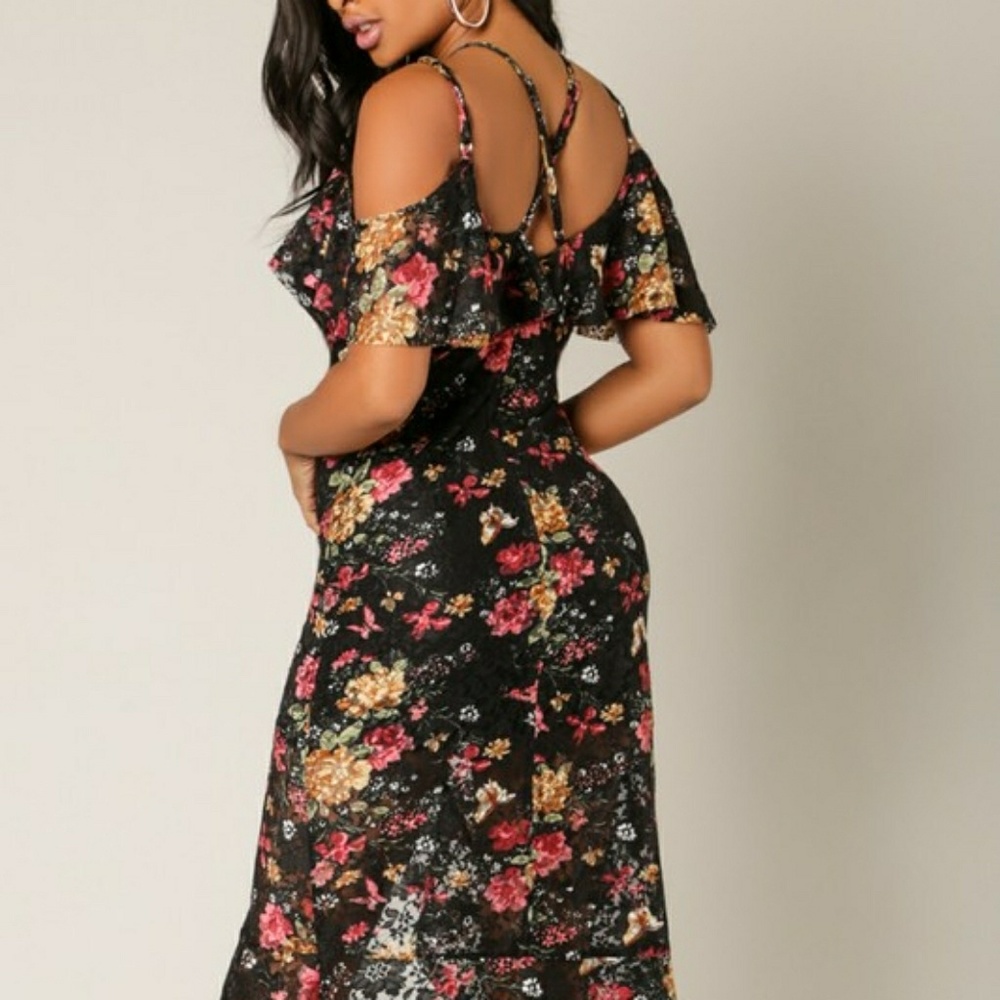 Spring dress - Picture 2 of 3